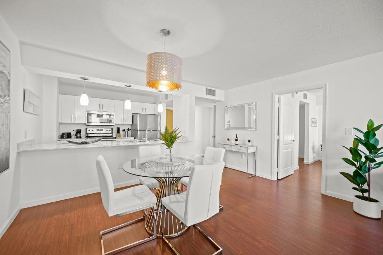 Amazing Condo With Free Parking In Brickell Miami Exterior foto